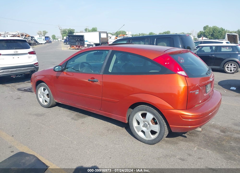 2005 FORD FOCUS ZX3 VIN: 3FAHP31N45R140821
