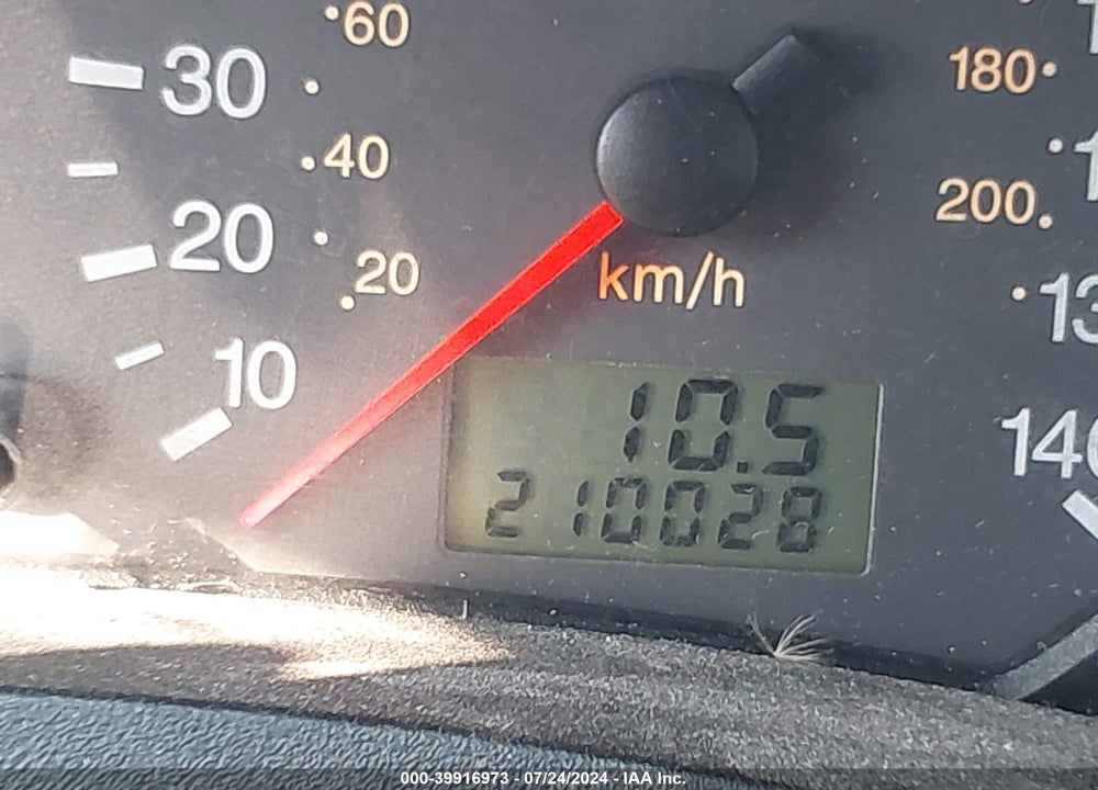 2005 FORD FOCUS ZX3 VIN: 3FAHP31N45R140821