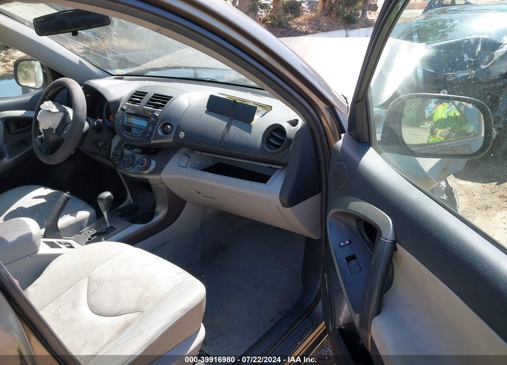 2011 TOYOTA RAV4 VIN: 2T3BF4DV9BW102299