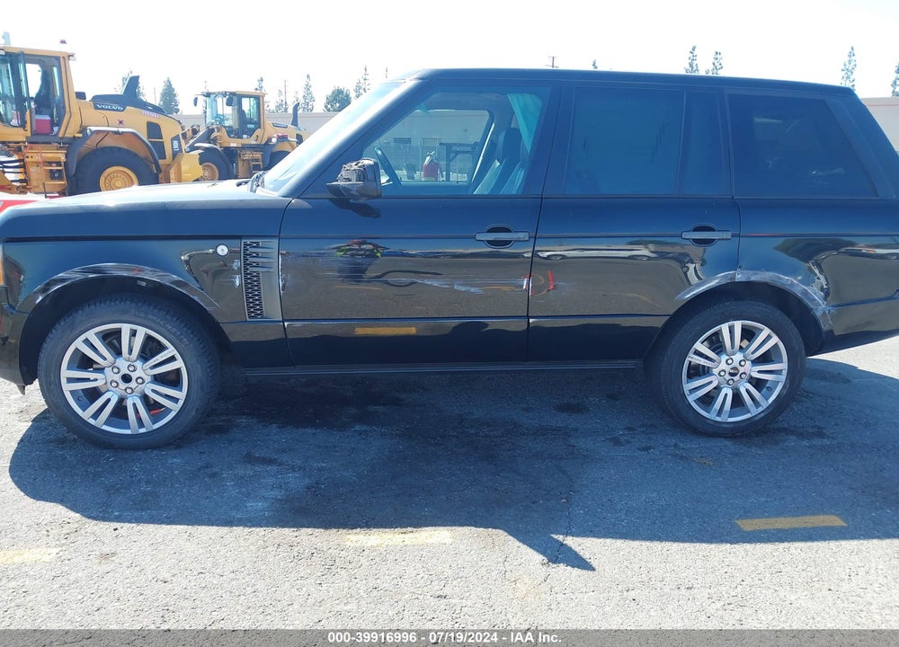 2011 LAND ROVER RANGE ROVER HSE VIN: SALMF1D42BA348956