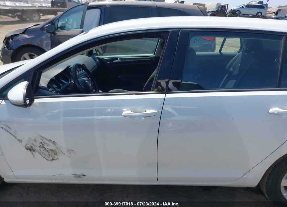 2018 VOLKSWAGEN GOLF TSI S/TSI SE VIN: 3VWG17AUXJM265509