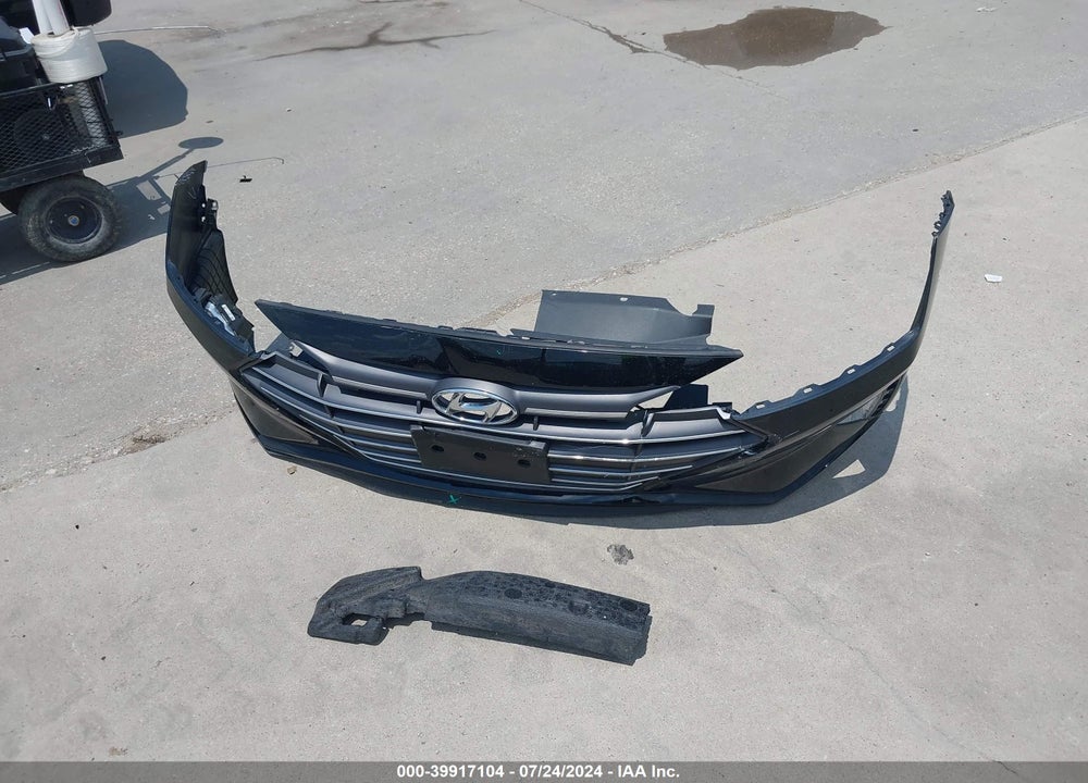 2019 HYUNDAI ELANTRA SE VIN: 5NPD74LF4KH485785
