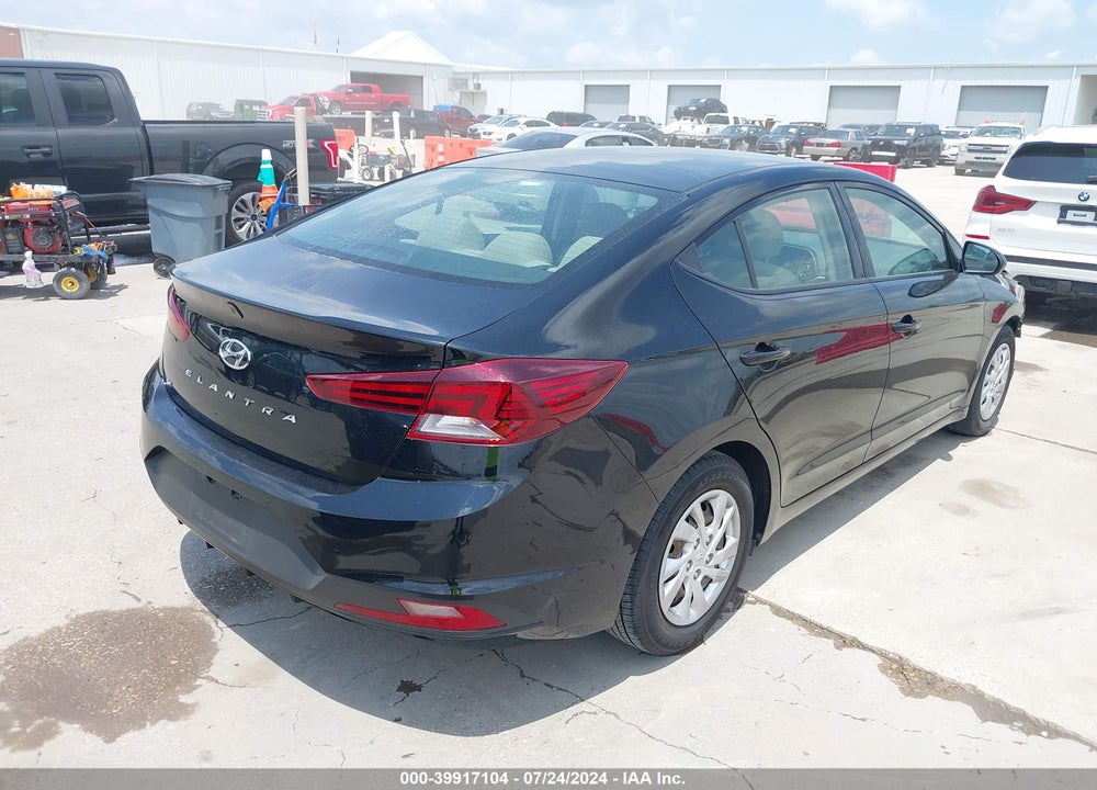2019 HYUNDAI ELANTRA SE VIN: 5NPD74LF4KH485785