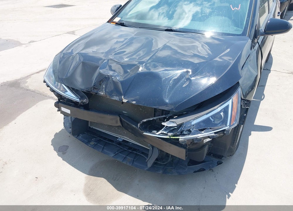 2019 HYUNDAI ELANTRA SE VIN: 5NPD74LF4KH485785