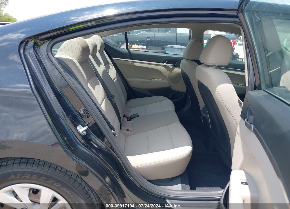 2019 HYUNDAI ELANTRA SE VIN: 5NPD74LF4KH485785