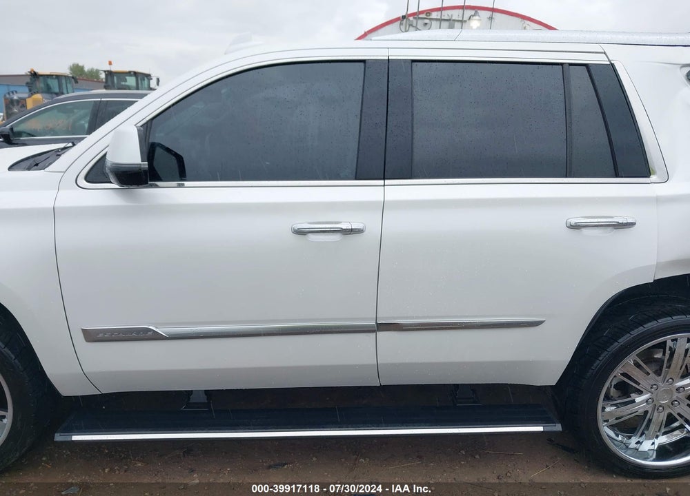 2018 CADILLAC ESCALADE PREMIUM LUXURY VIN: 1GYS4CKJ5JR144980