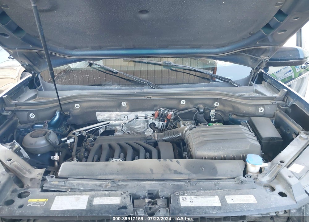 2018 VOLKSWAGEN ATLAS VIN: 1V2GR2CA7JC538889