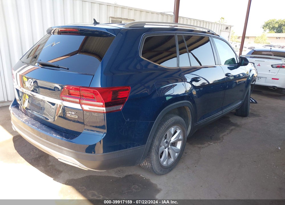 2018 VOLKSWAGEN ATLAS VIN: 1V2GR2CA7JC538889