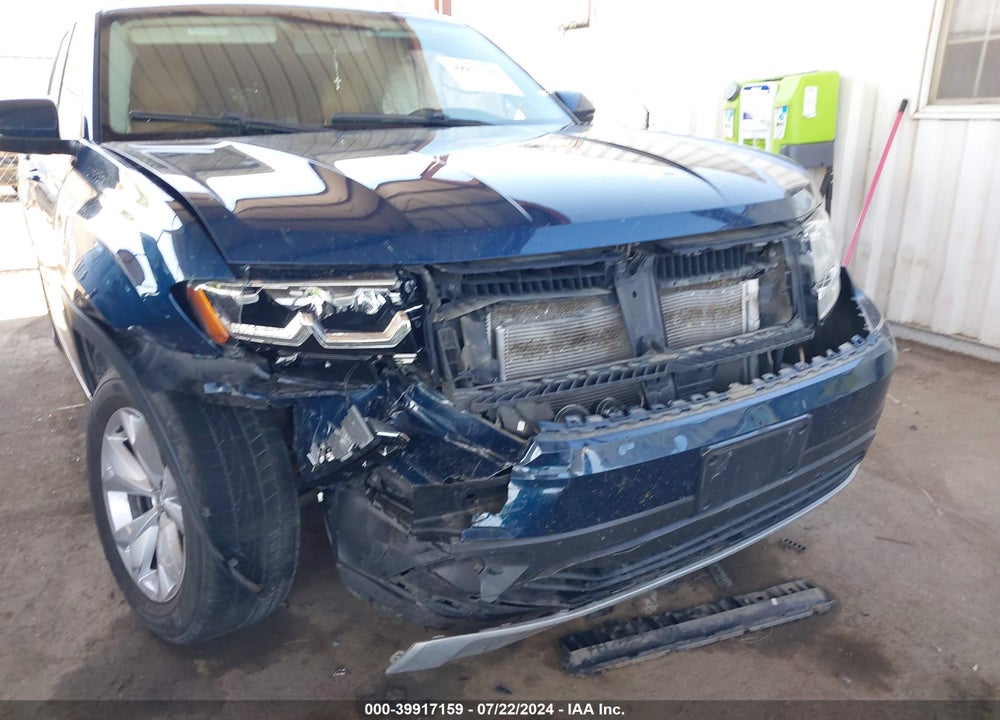 2018 VOLKSWAGEN ATLAS VIN: 1V2GR2CA7JC538889