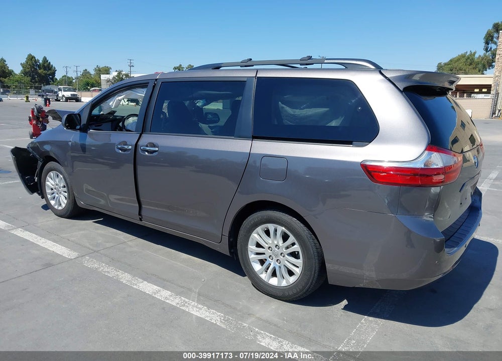 2016 TOYOTA SIENNA XLE 8 PASSENGER VIN: 5TDYK3DC5GS718539