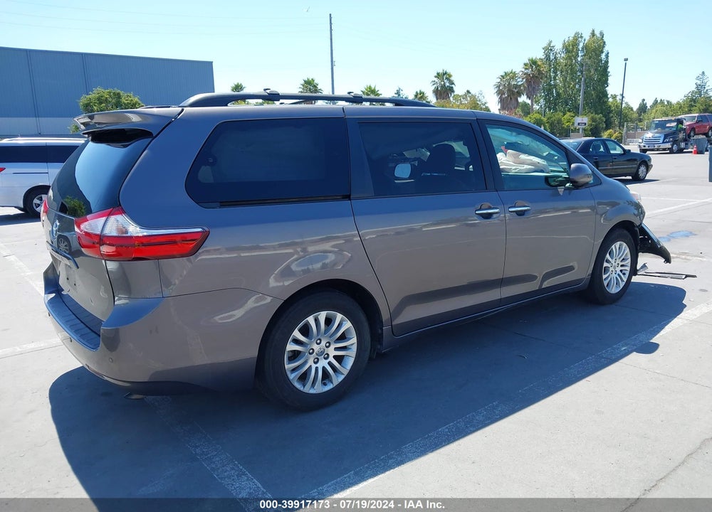 2016 TOYOTA SIENNA XLE 8 PASSENGER VIN: 5TDYK3DC5GS718539