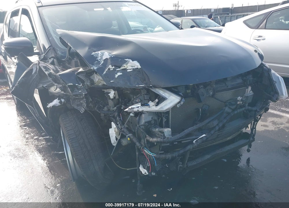 2018 NISSAN ROGUE SV VIN: JN8AT2MV3JW305184
