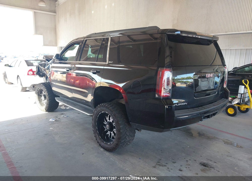 2015 GMC YUKON SLT VIN: 1GKS2BKC1FR610536