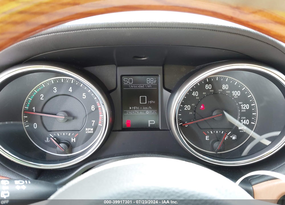 2013 JEEP GRAND CHEROKEE VIN: 1C4RJFCT3DC524728