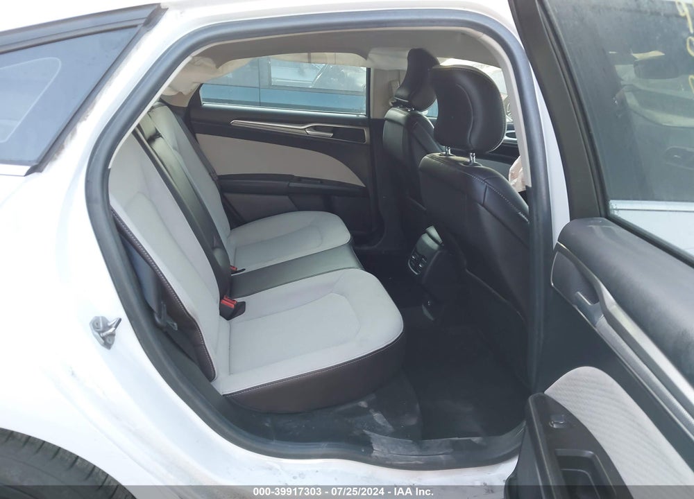 2019 FORD FUSION SE VIN: 3FA6P0HD1KR169790