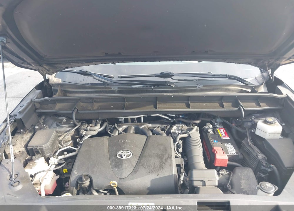 2021 TOYOTA HIGHLANDER LE VIN: 5TDZZRAH8MS523310
