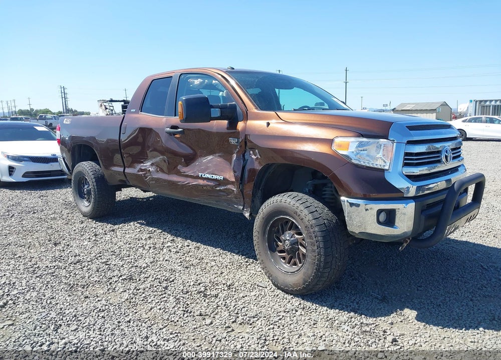 2016 TOYOTA TUNDRA SR5 5.7L V8 VIN: 5TFUY5F11GX580691