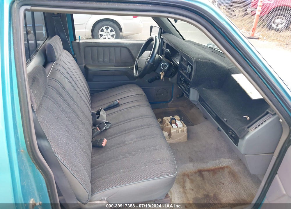 1995 DODGE DAKOTA VIN: 1B7FL26X1SW942494