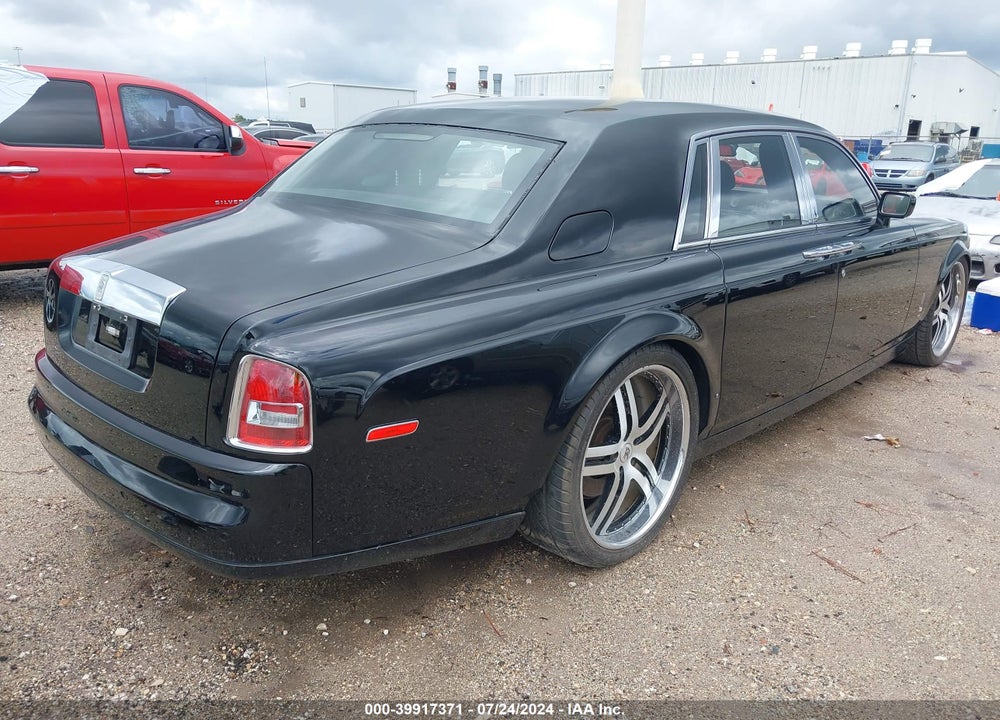 2005 ROLLS-ROYCE PHANTOM VIN: SCA1S68475UX07533