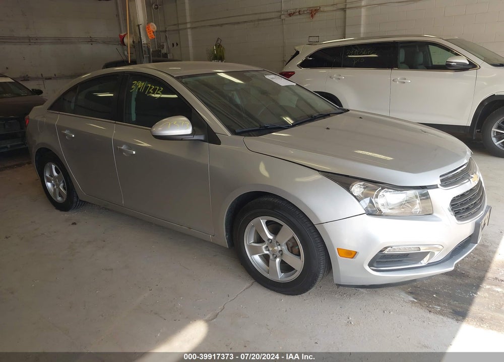 2015 CHEVROLET CRUZE 1LT AUTO VIN: 1G1PC5SB1F7173052
