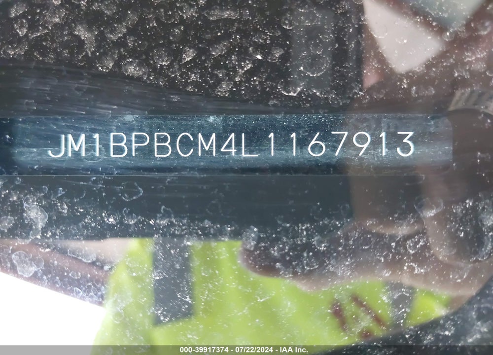 2020 MAZDA 3 SELECT PACKAGE VIN: JM1BPBCM4L1167913