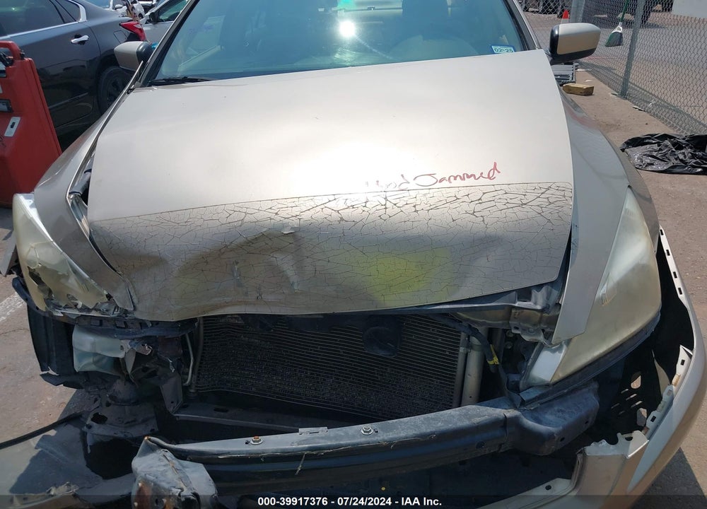 2004 HONDA ACCORD 2.4 EX VIN: JHMCM566X4C001637