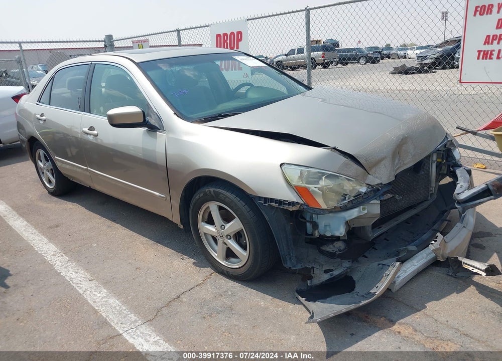 2004 HONDA ACCORD 2.4 EX VIN: JHMCM566X4C001637