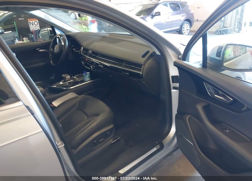 2017 AUDI Q7 3.0T PREMIUM VIN: WA1VAAF76HD012021
