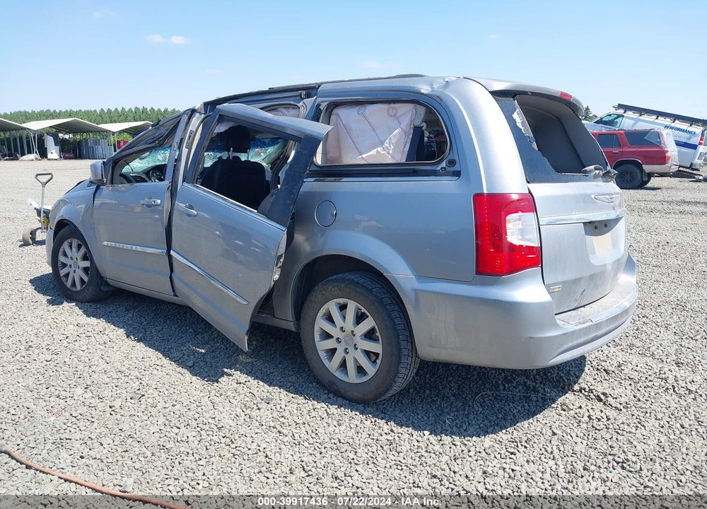 2014 CHRYSLER TOWN & COUNTRY VIN: 2C4RC1BG1ER439557