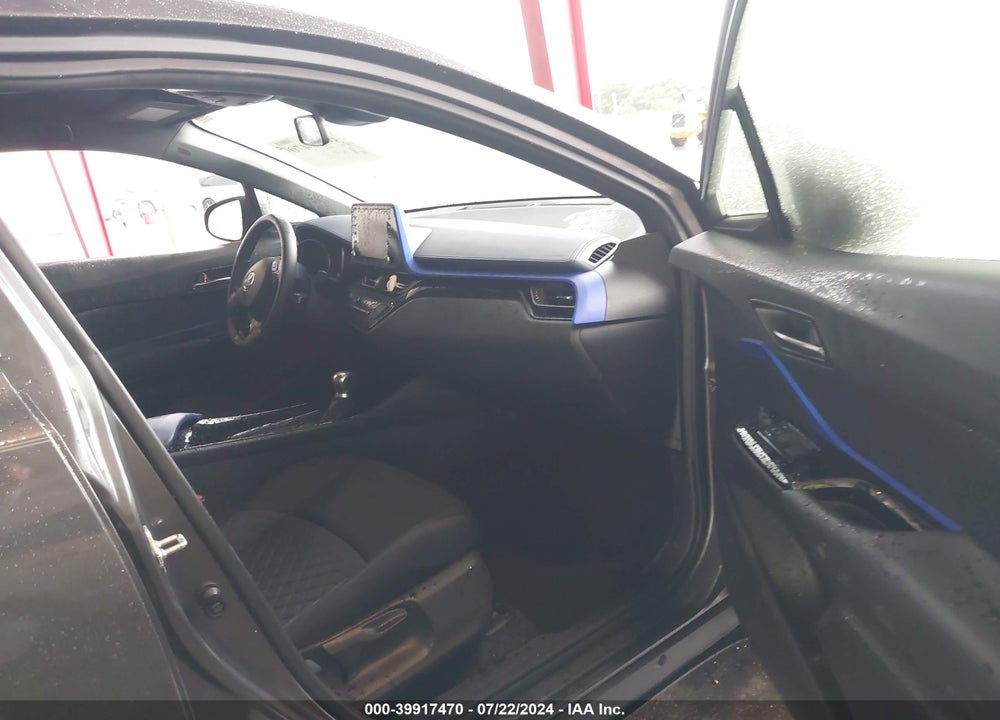 2021 TOYOTA C-HR XLE VIN: JTNKHMBX2M1100275