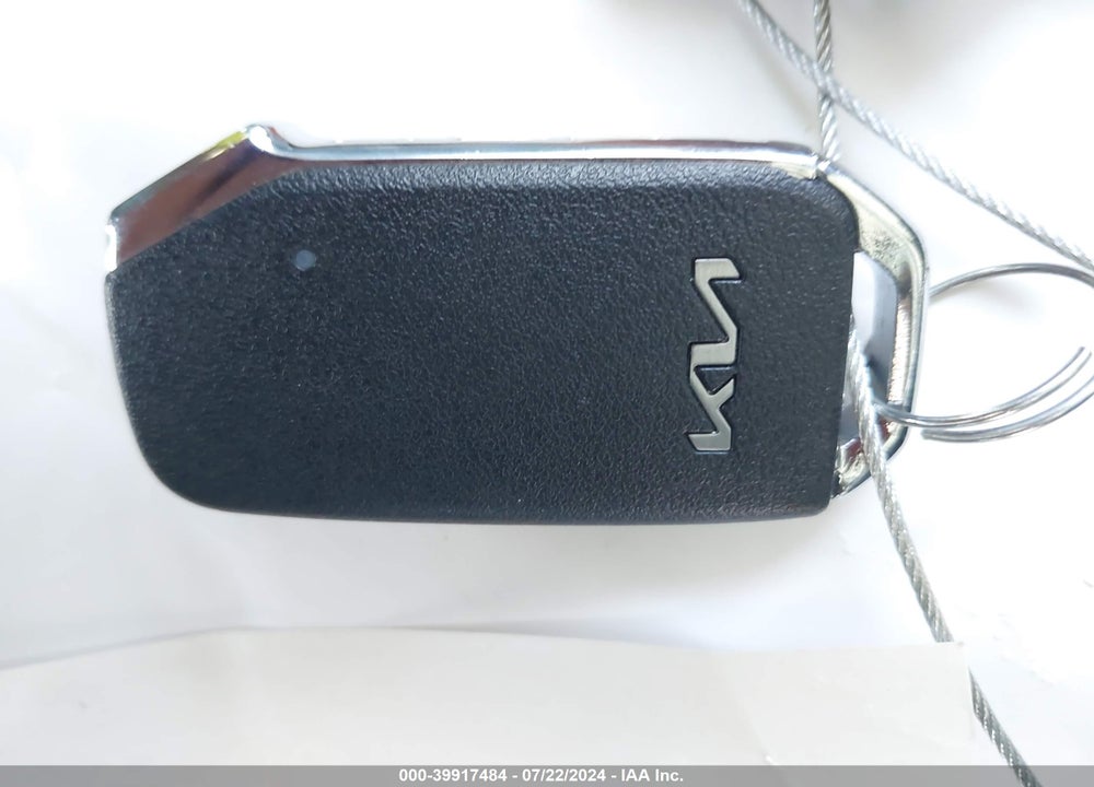 2024 KIA EV6 LIGHT LONG RANGE VIN: KNDC34LA0R5615826
