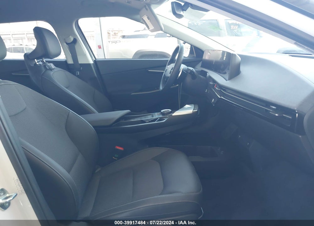 2024 KIA EV6 LIGHT LONG RANGE VIN: KNDC34LA0R5615826