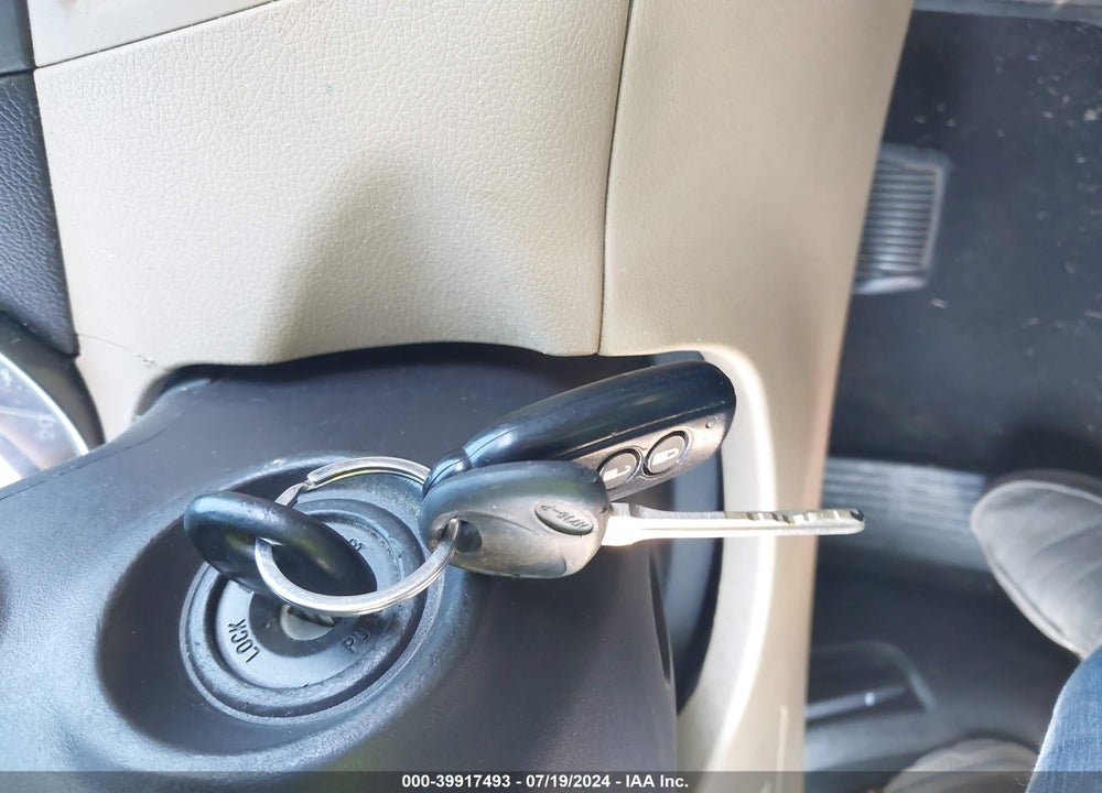 2011 HYUNDAI ELANTRA GLS VIN: 5NPDH4AE2BH026438