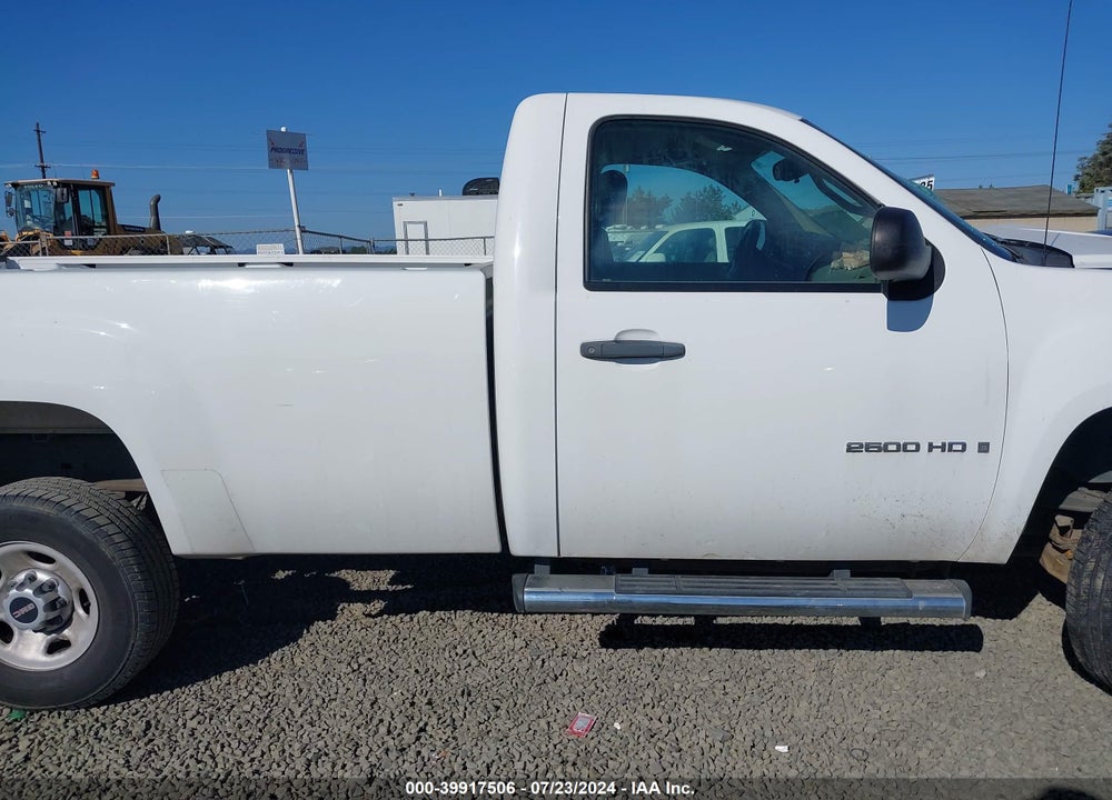 2009 GMC SIERRA 2500HD WORK TRUCK VIN: 1GTHC44KX9F170955