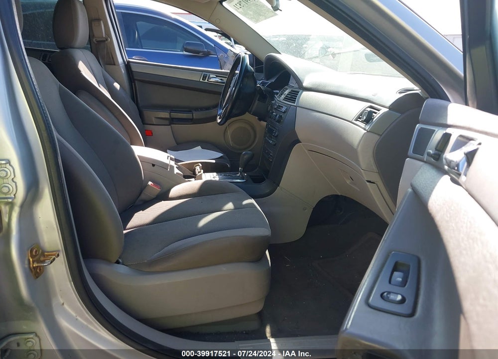 2005 CHRYSLER PACIFICA VIN: 2C8GM48L25R424493