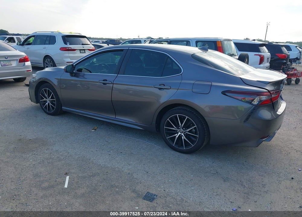 2021 TOYOTA CAMRY SE VIN: 4T1G11AK2MU429359