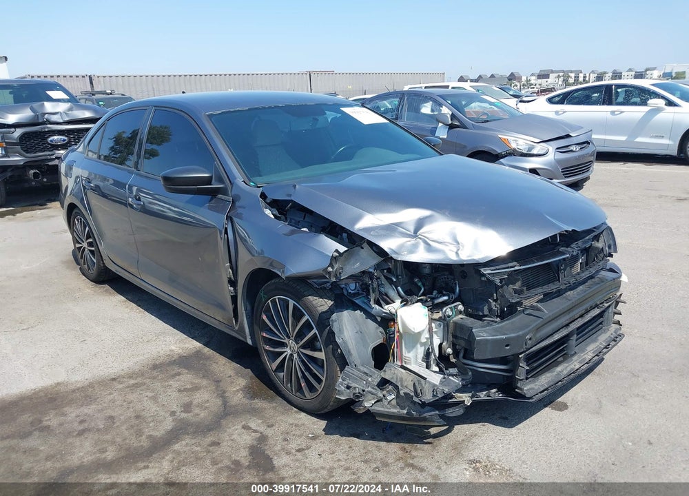 2016 VOLKSWAGEN JETTA 1.8T SPORT VIN: 3VWD17AJ9GM404109
