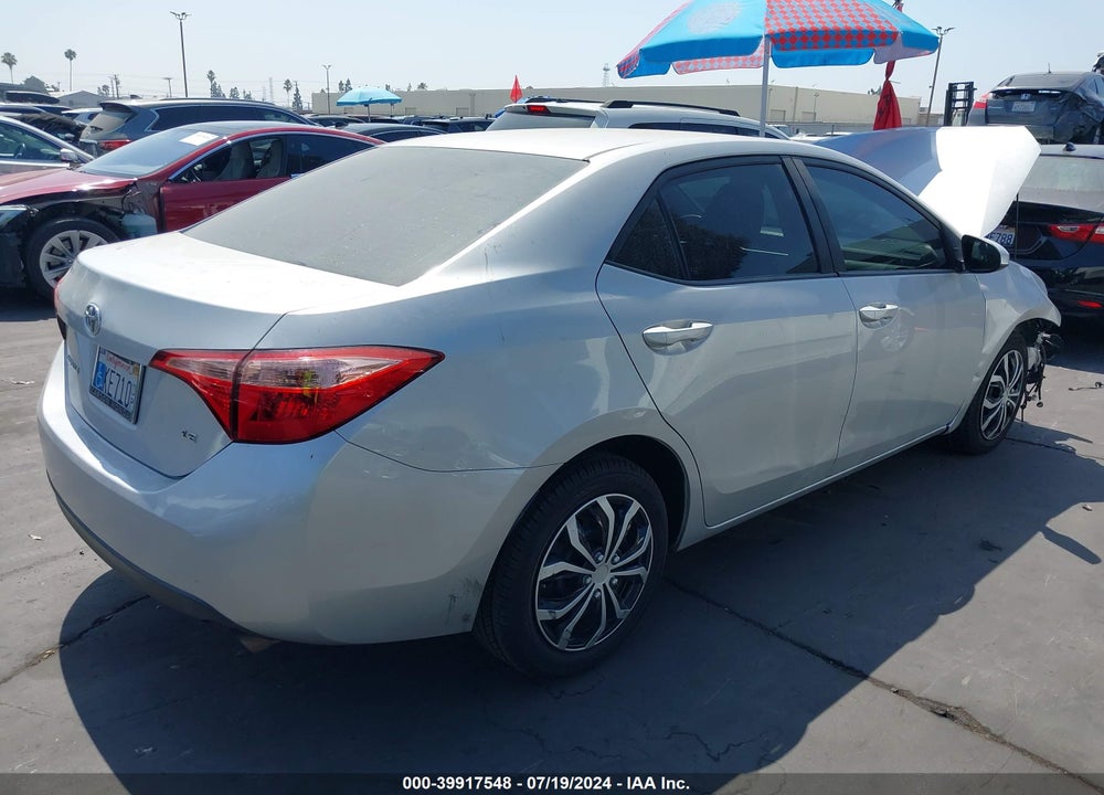 2018 TOYOTA COROLLA LE VIN: 2T1BURHE1JC113206