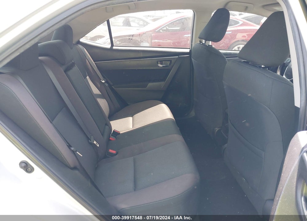 2018 TOYOTA COROLLA LE VIN: 2T1BURHE1JC113206