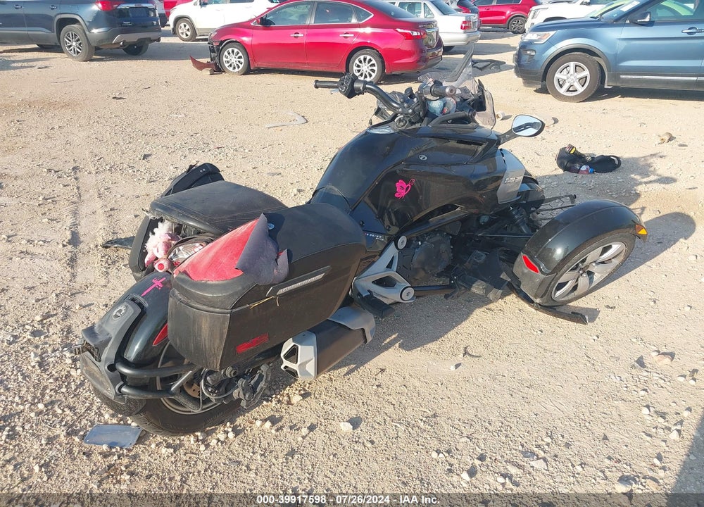 2015 CAN-AM SPYDER ROADSTER F3/F3-S VIN: 2BXRDCD20FV001566