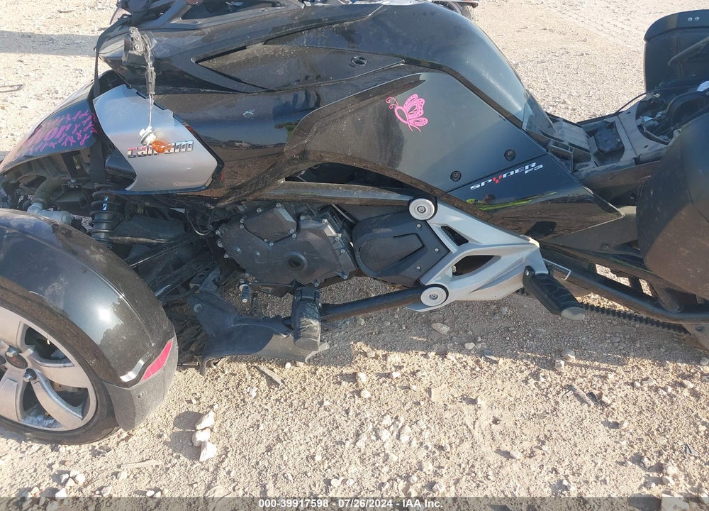2015 CAN-AM SPYDER ROADSTER F3/F3-S VIN: 2BXRDCD20FV001566
