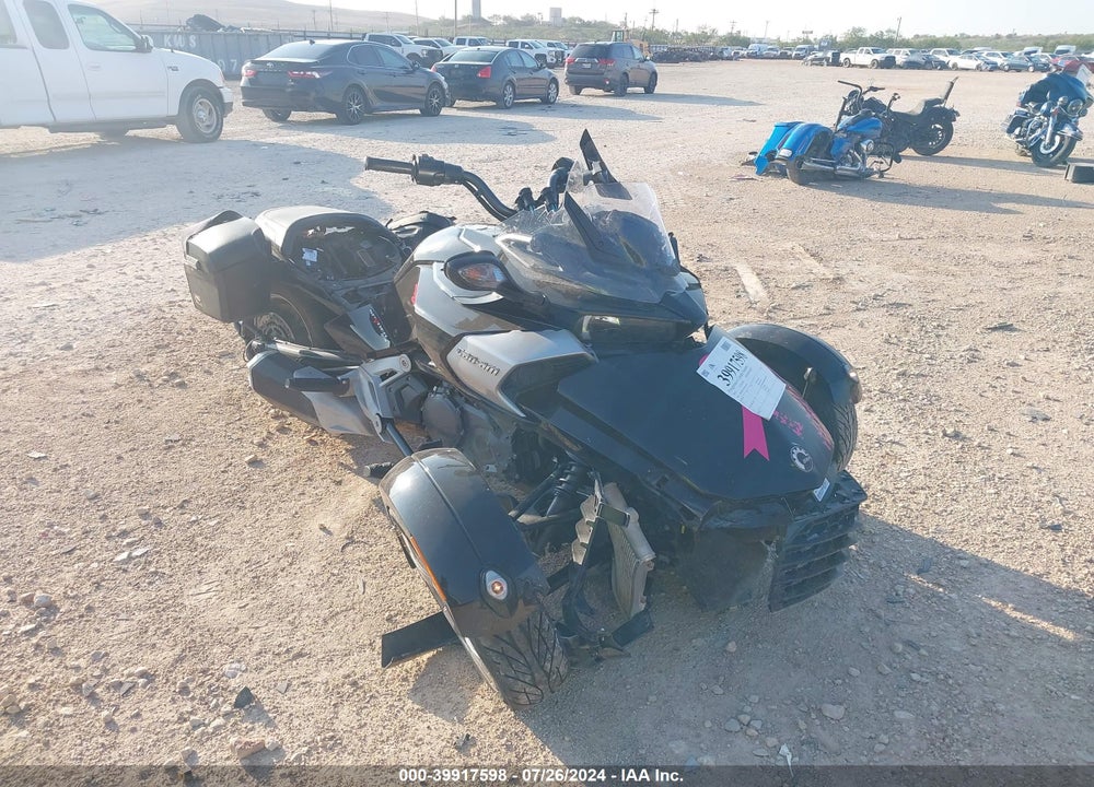 2015 CAN-AM SPYDER ROADSTER F3/F3-S VIN: 2BXRDCD20FV001566
