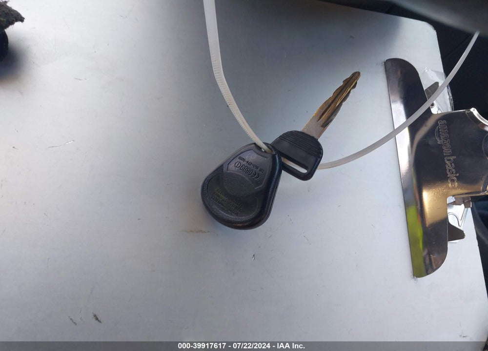 2000 HONDA CIVIC LX VIN: 2HGEJ6670YH599551