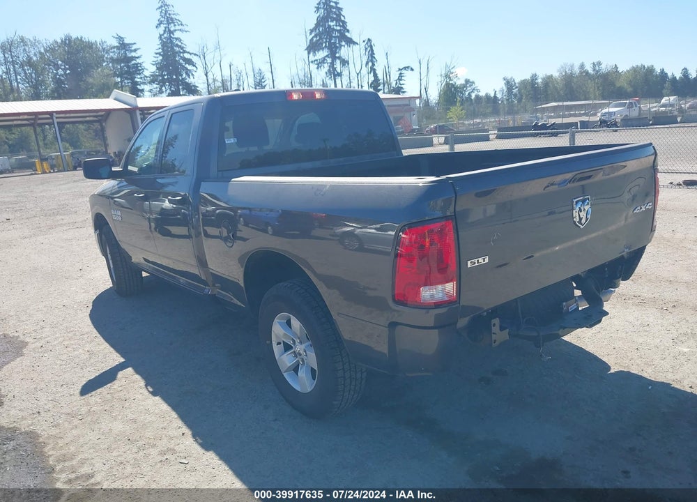 2024 RAM 1500 CLASSIC SLT QUAD CAB 4X4 6'4 BOX VIN: 1C6RR7GG2RS124420