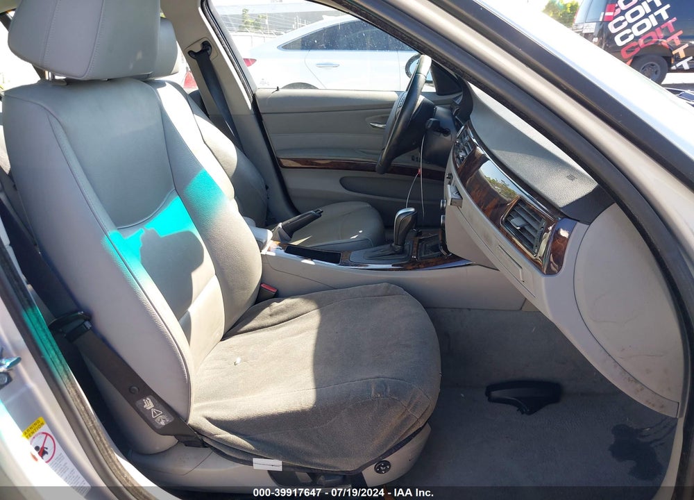 2008 BMW 328I VIN: WBAVC53548FZ83613