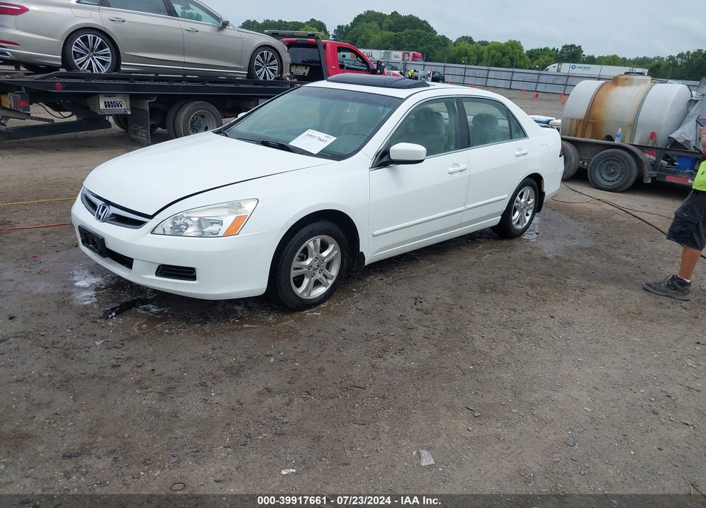 2007 HONDA ACCORD 2.4 EX VIN: 1HGCM56897A000497