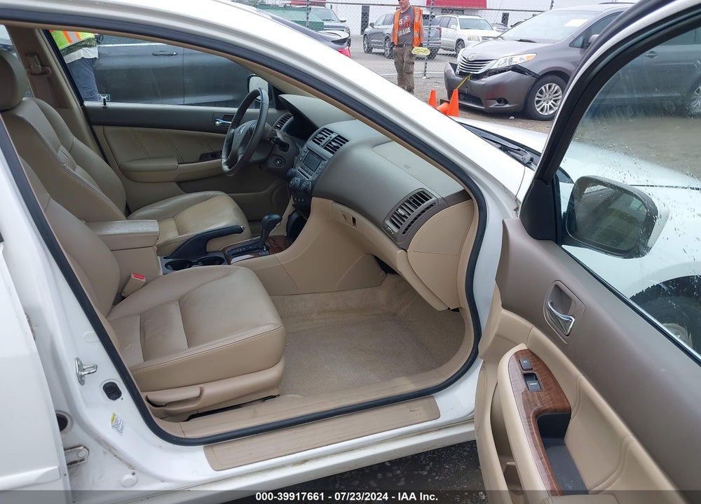 2007 HONDA ACCORD 2.4 EX VIN: 1HGCM56897A000497