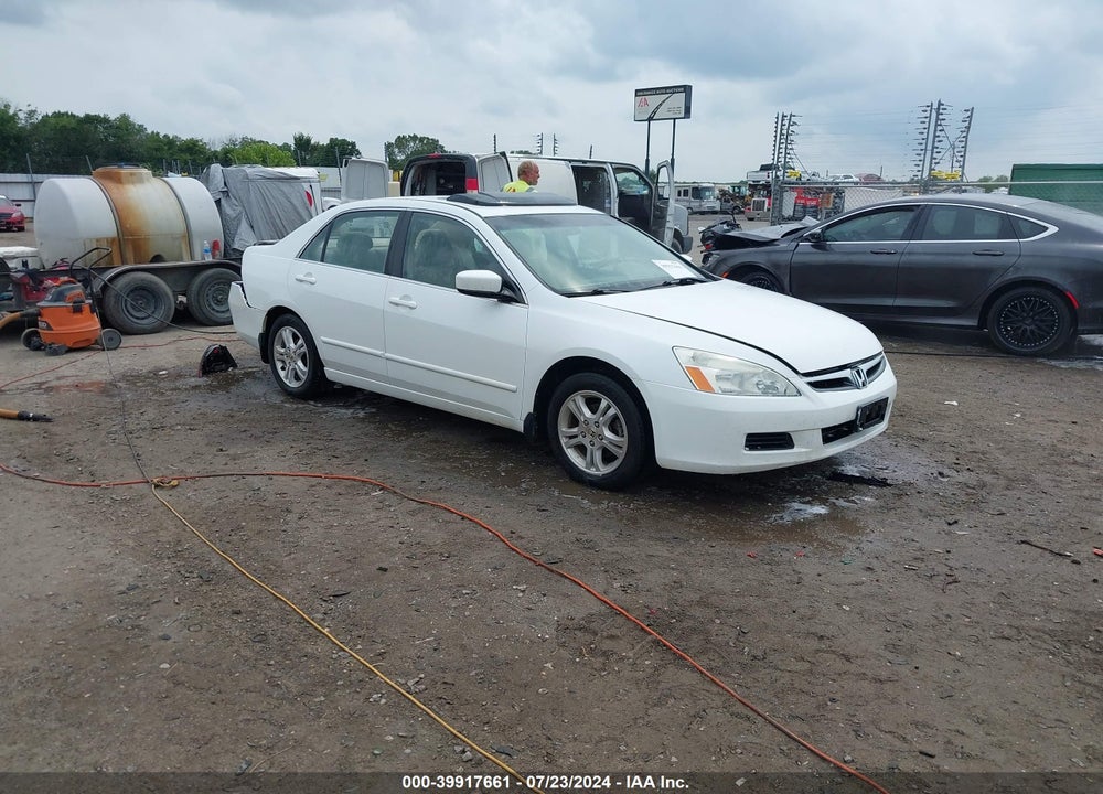 2007 HONDA ACCORD 2.4 EX VIN: 1HGCM56897A000497
