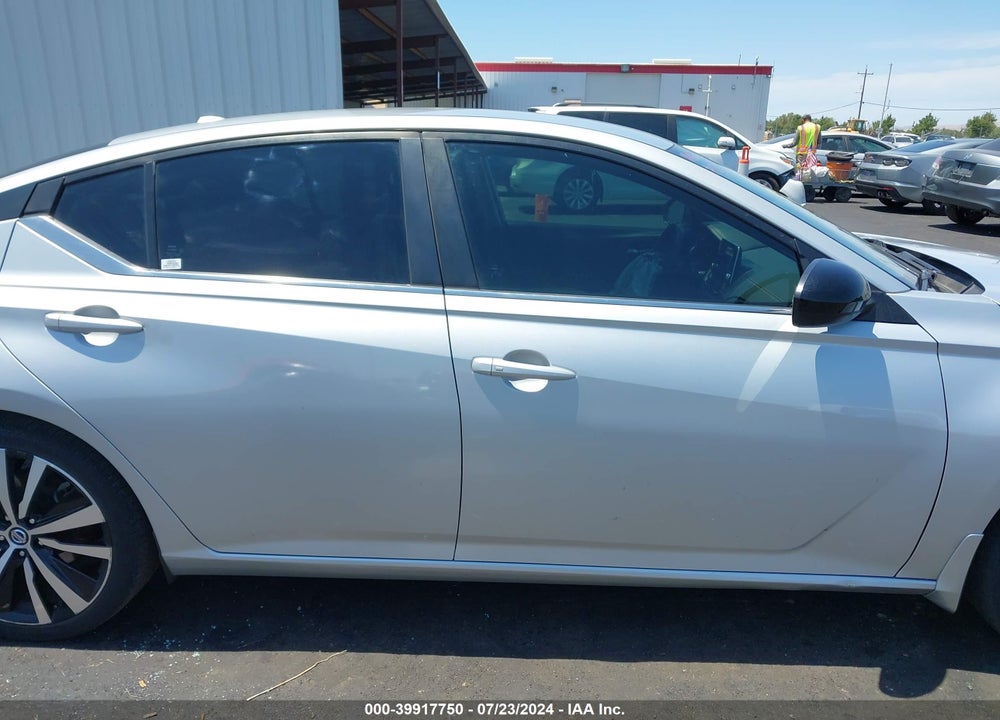 2020 NISSAN ALTIMA SR FWD VIN: 1N4BL4CV1LN307074