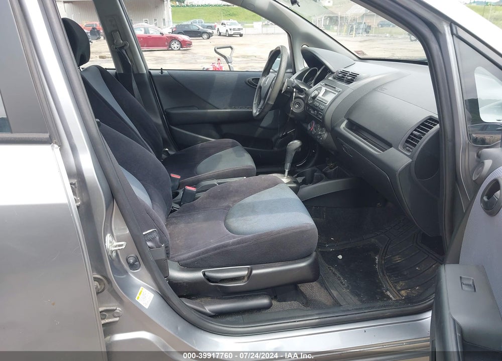 2008 HONDA FIT SPORT VIN: JHMGD38688S009282
